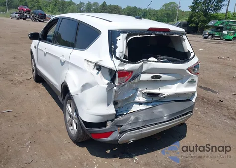2015 Ford Escape Se z USA, uszkodzony, nr VIN 1FMCU0G93FUB38571
